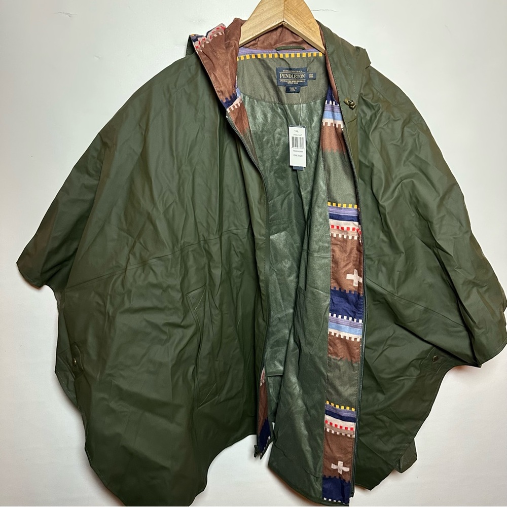 Pendleton Green Hooded Jacket With Patterned Lini… - image 1